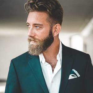 Meet your Posher, Aaron